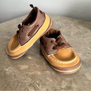 U. S. Polo Association babyboy shoe size 4